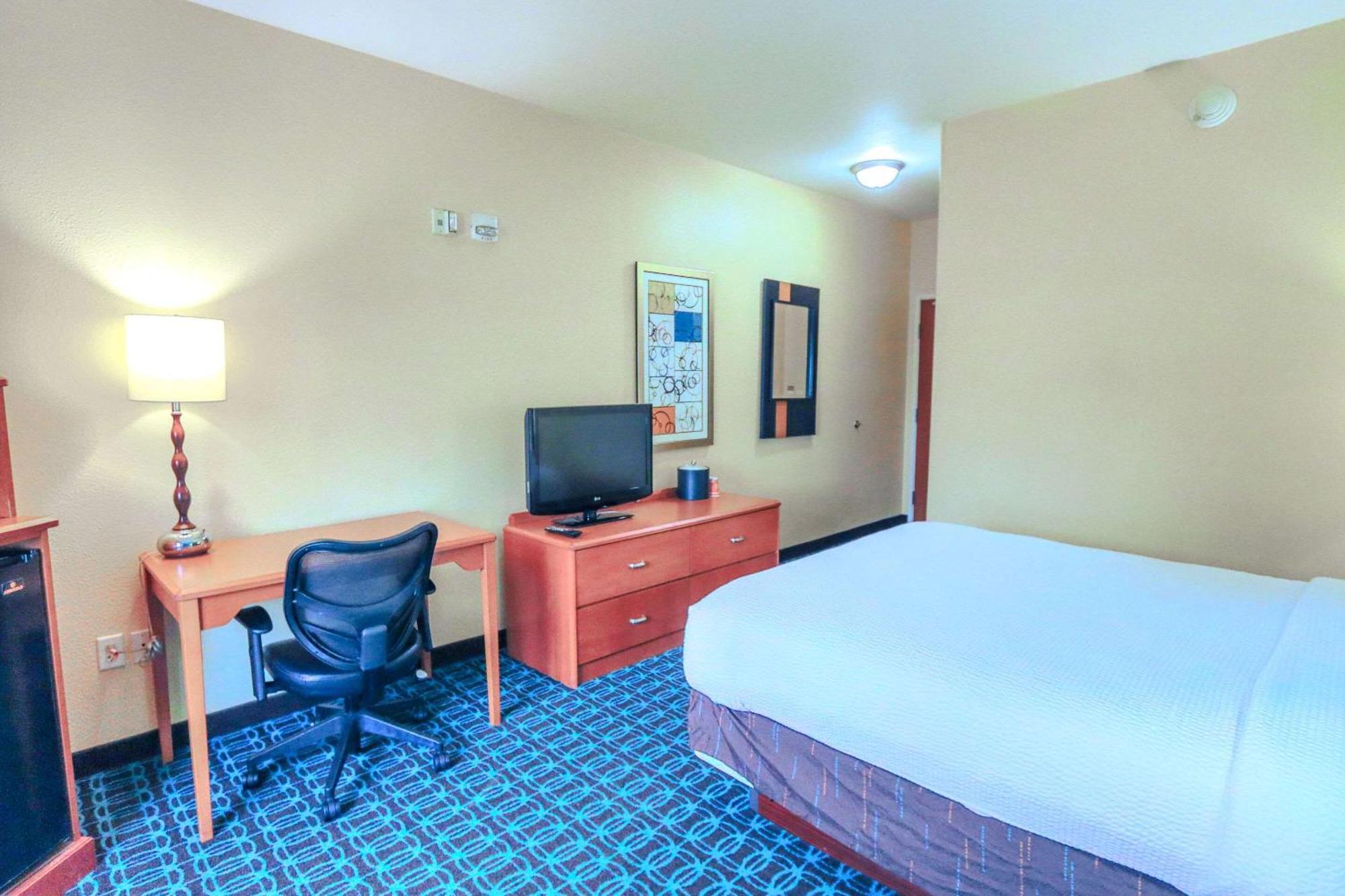 Comfort Inn & Suites Westfield Buitenkant foto