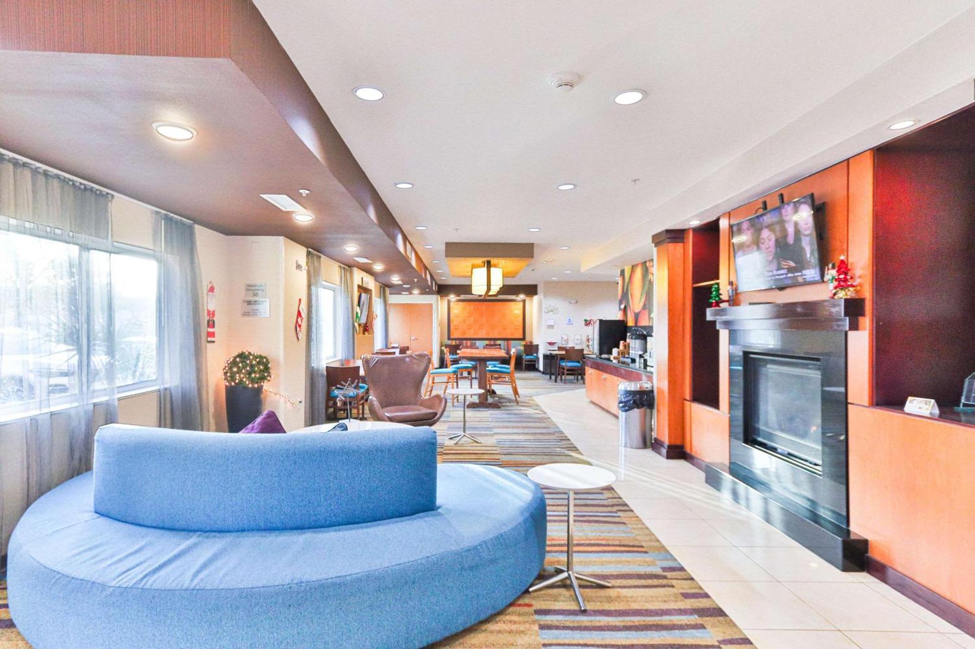 Comfort Inn & Suites Westfield Buitenkant foto