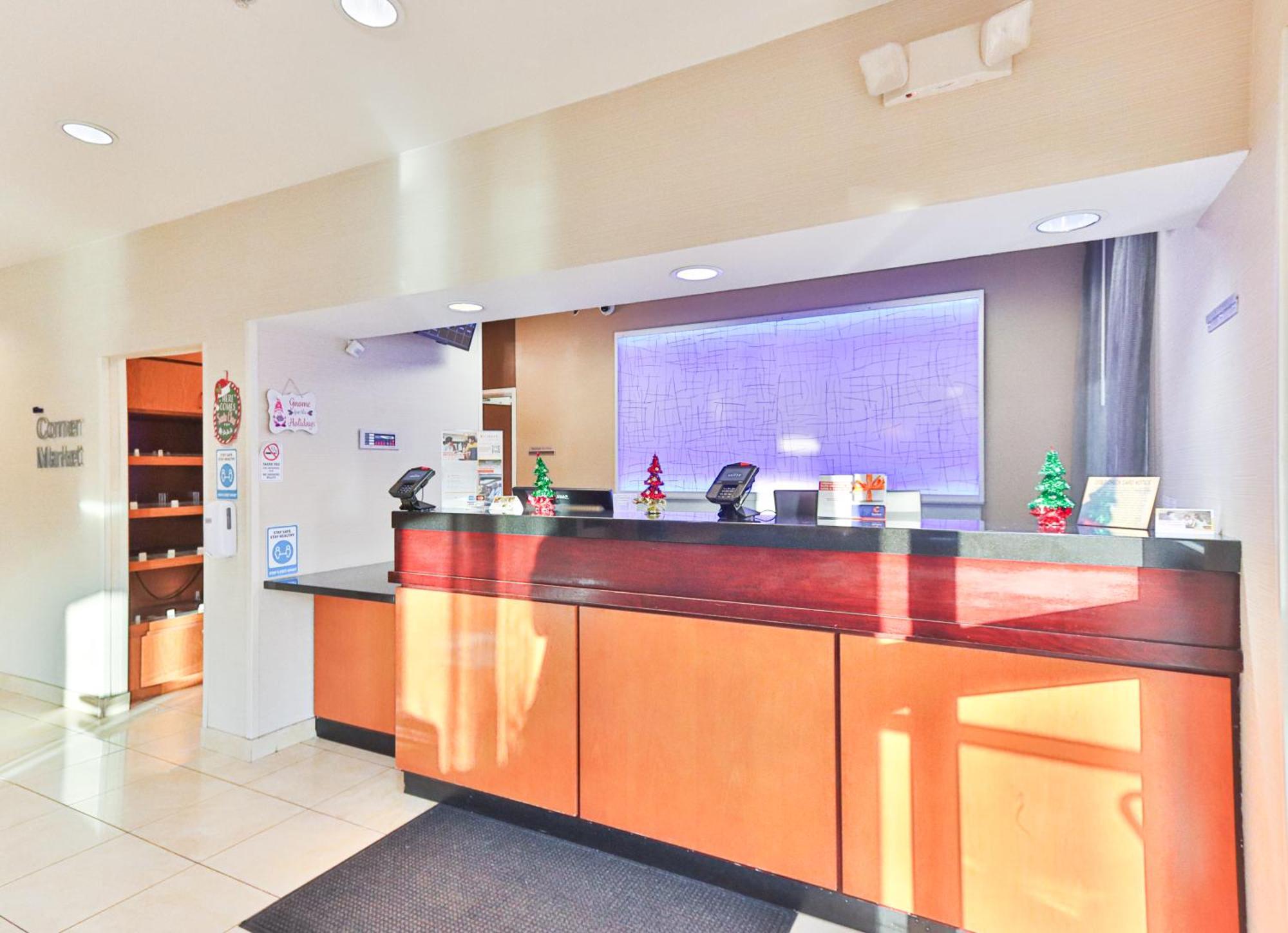 Comfort Inn & Suites Westfield Buitenkant foto